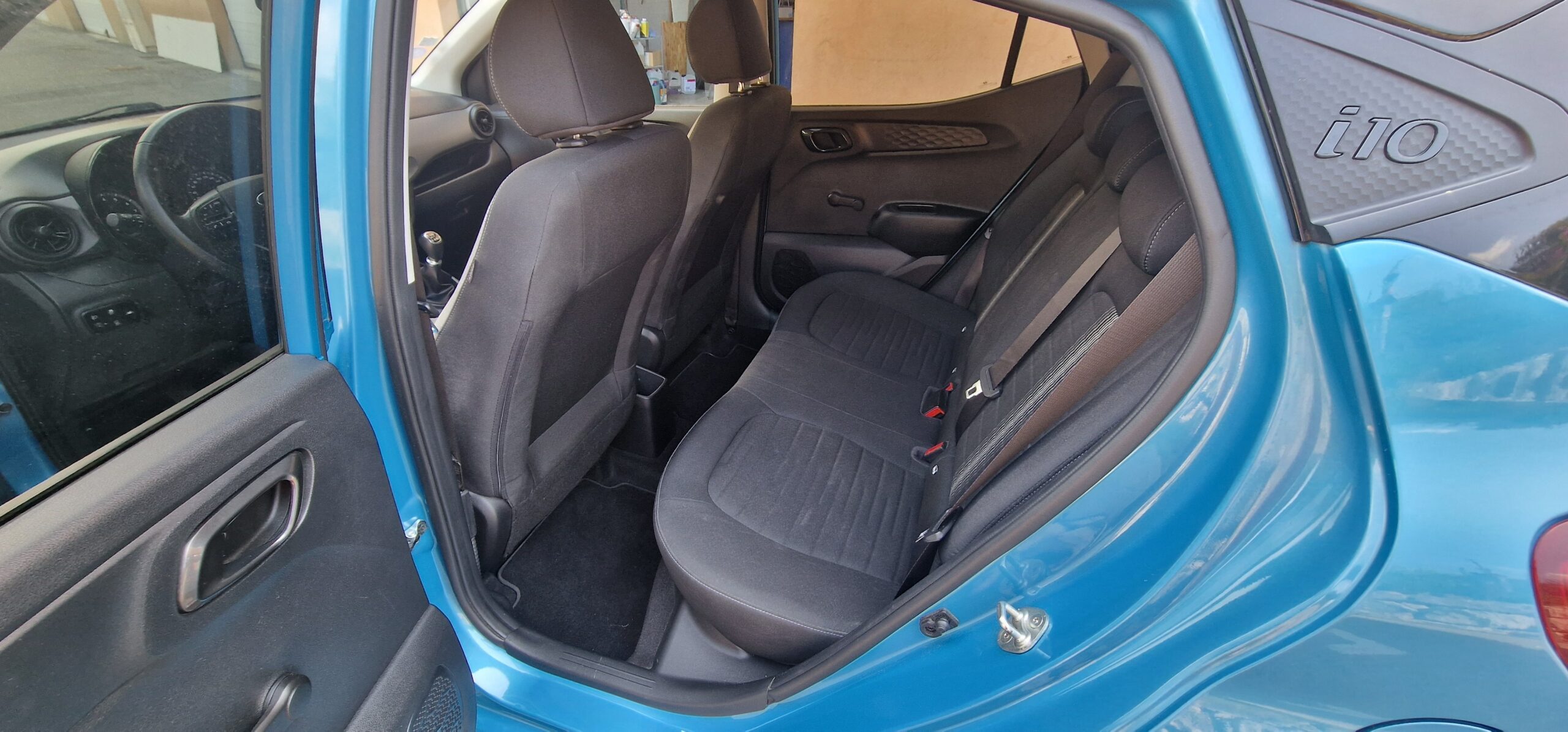 vehicule-Nissan-NV-300-sud-auto-profil-05