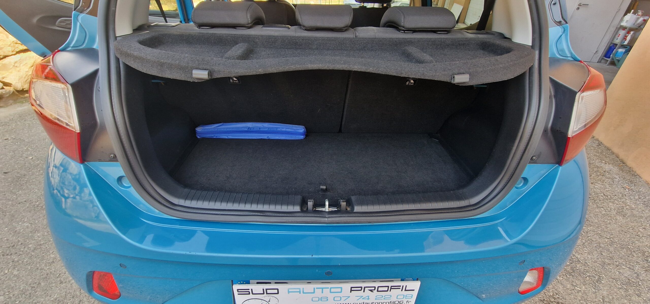 vehicule-Nissan-NV-300-sud-auto-profil-05