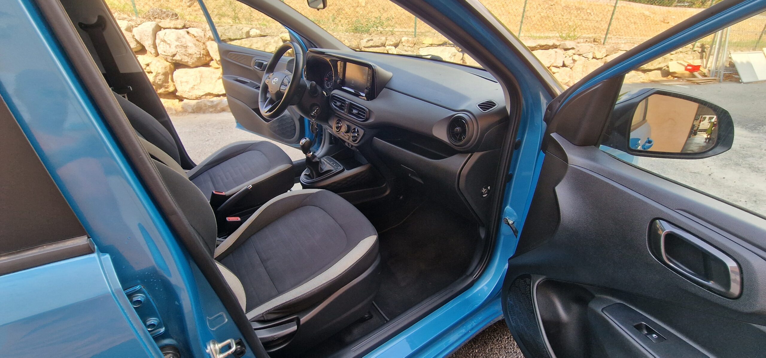 vehicule-Nissan-NV-300-sud-auto-profil-05