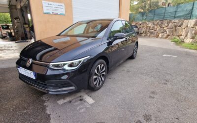 VOLKSWAGEN GOLF VIII 1.0 TSI 110